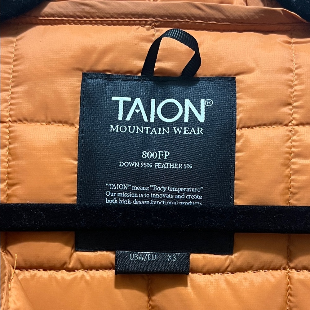 Taion Quilted Down Feather Puffer Jacket in Vibrant Orange - Picture 6 of 6